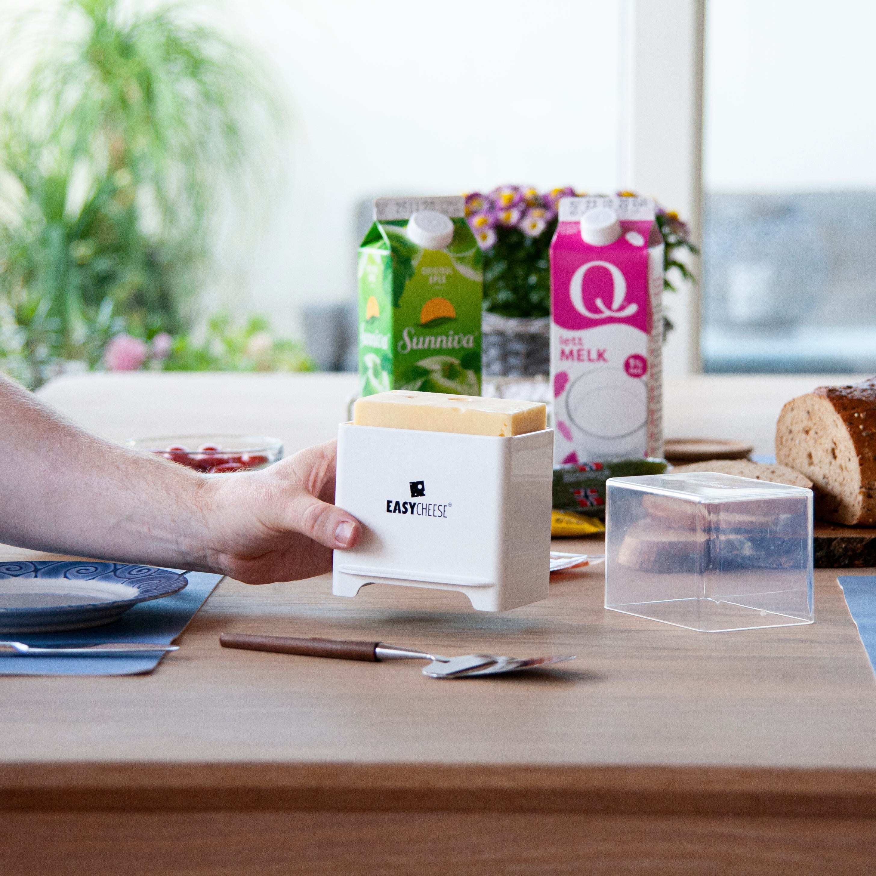 EasyCheese® Osteklokke Original - Hvit